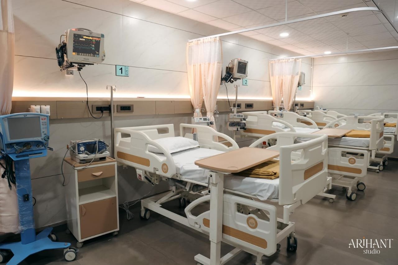 WhatsApp Image 2025-12-30 at 22.43.41